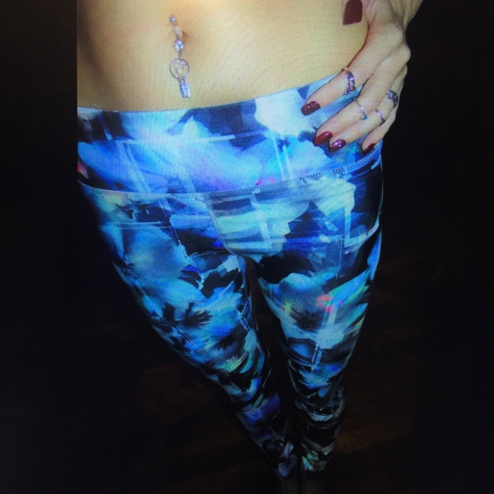 Fabletics tights small - Picture 3 of 6